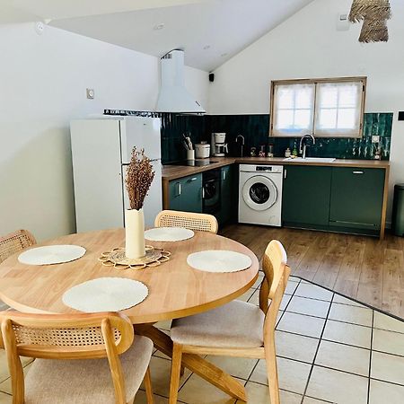Charmant Chalet En Bord De Seine Saint-Pierre-du-Vauvray ภายนอก รูปภาพ